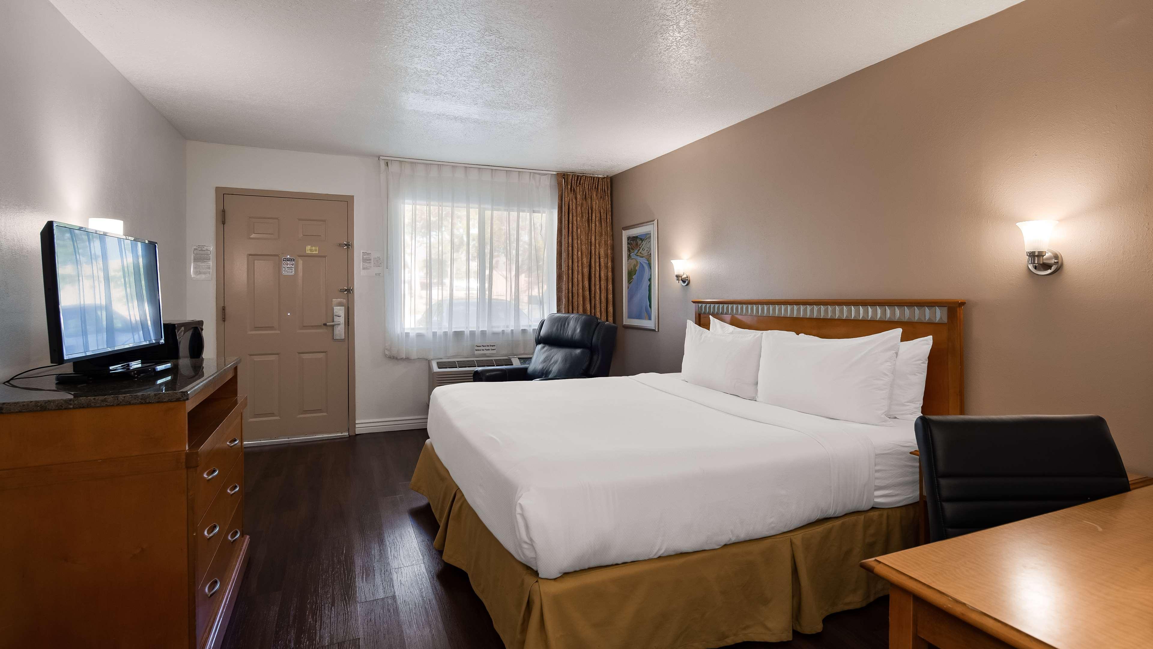 Surestay Plus Hotel By Best Western Albuquerque I-40 Eubank Bagian luar foto