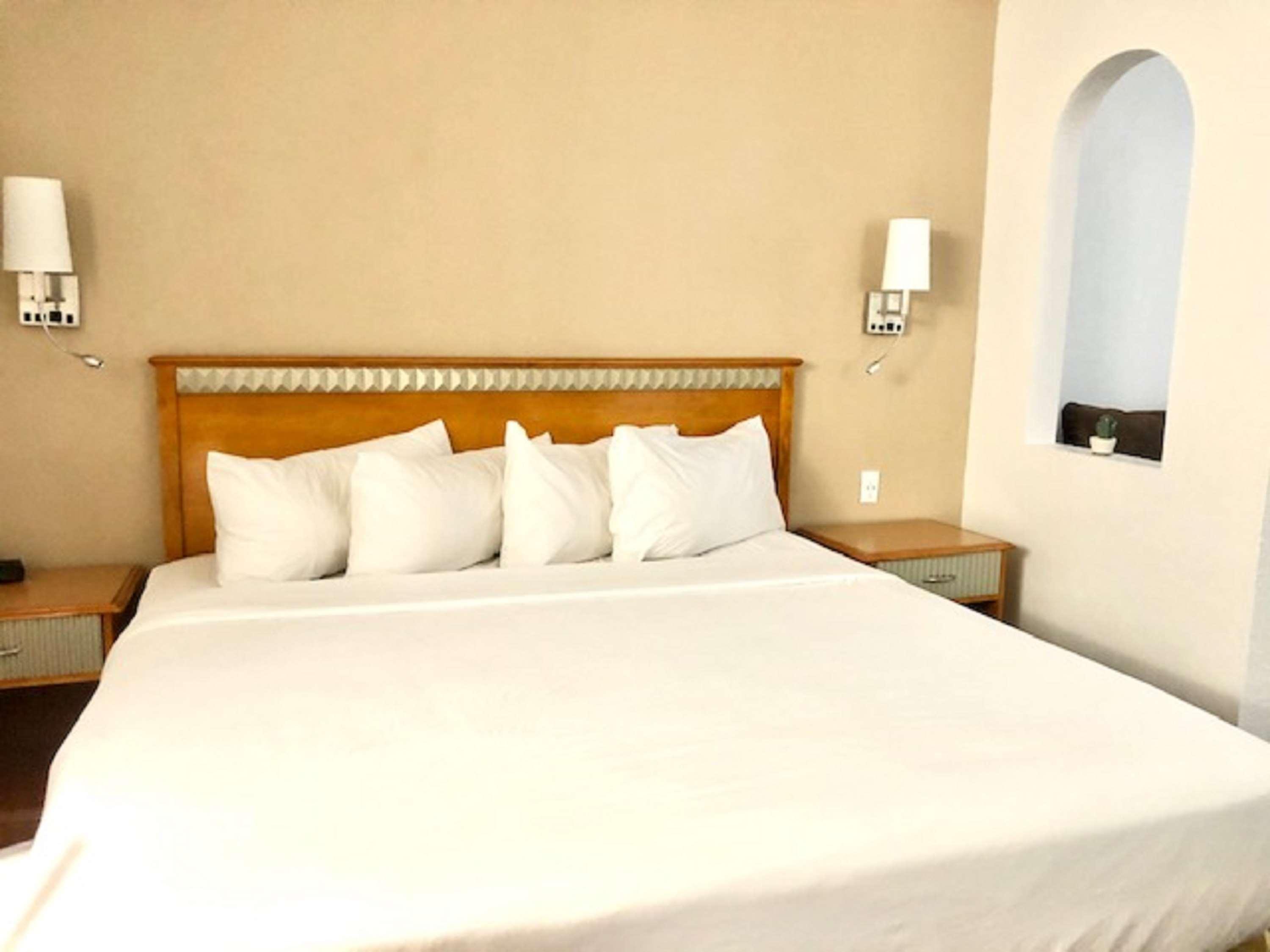Surestay Plus Hotel By Best Western Albuquerque I-40 Eubank Bagian luar foto