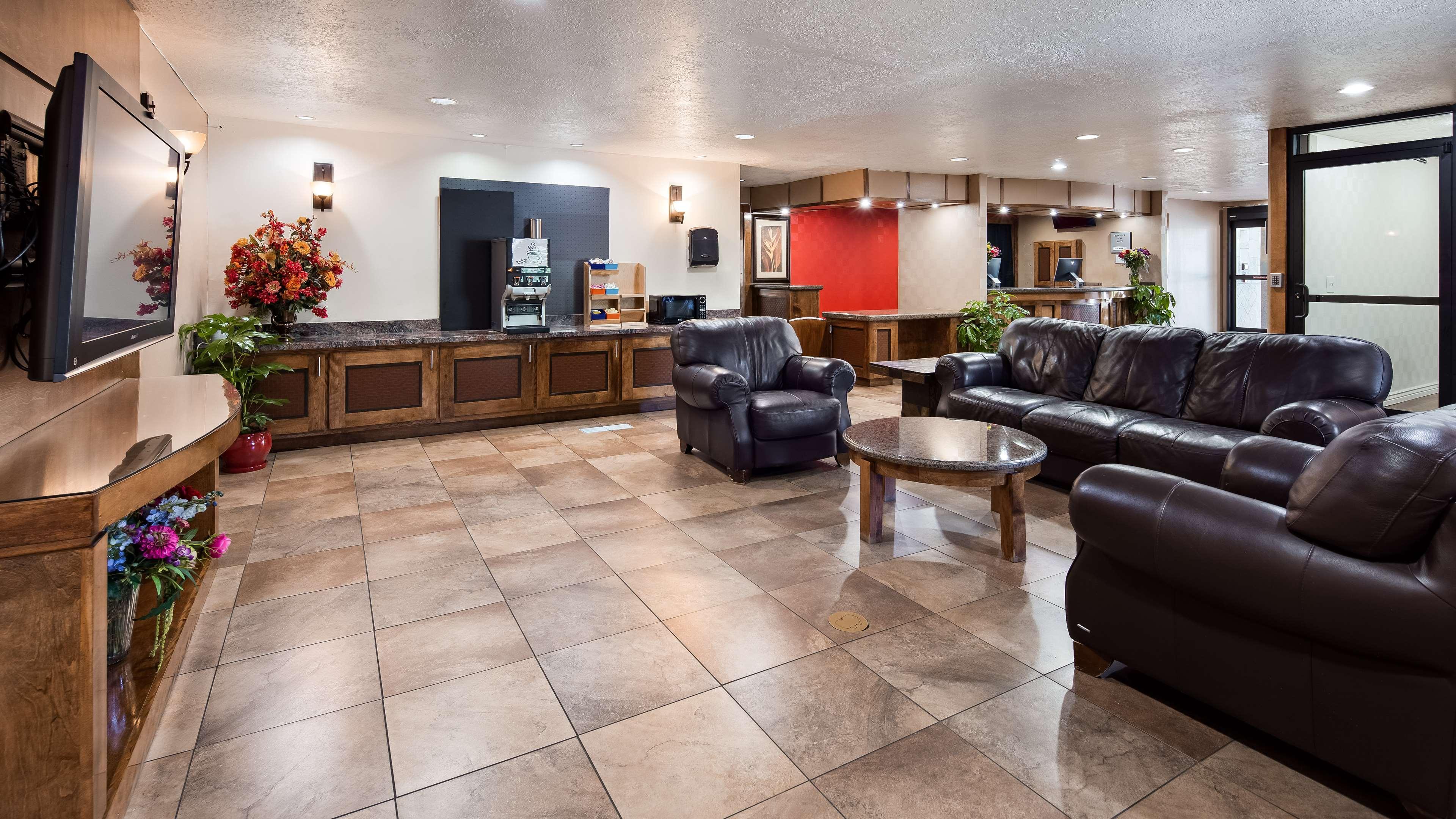 Surestay Plus Hotel By Best Western Albuquerque I-40 Eubank Bagian luar foto