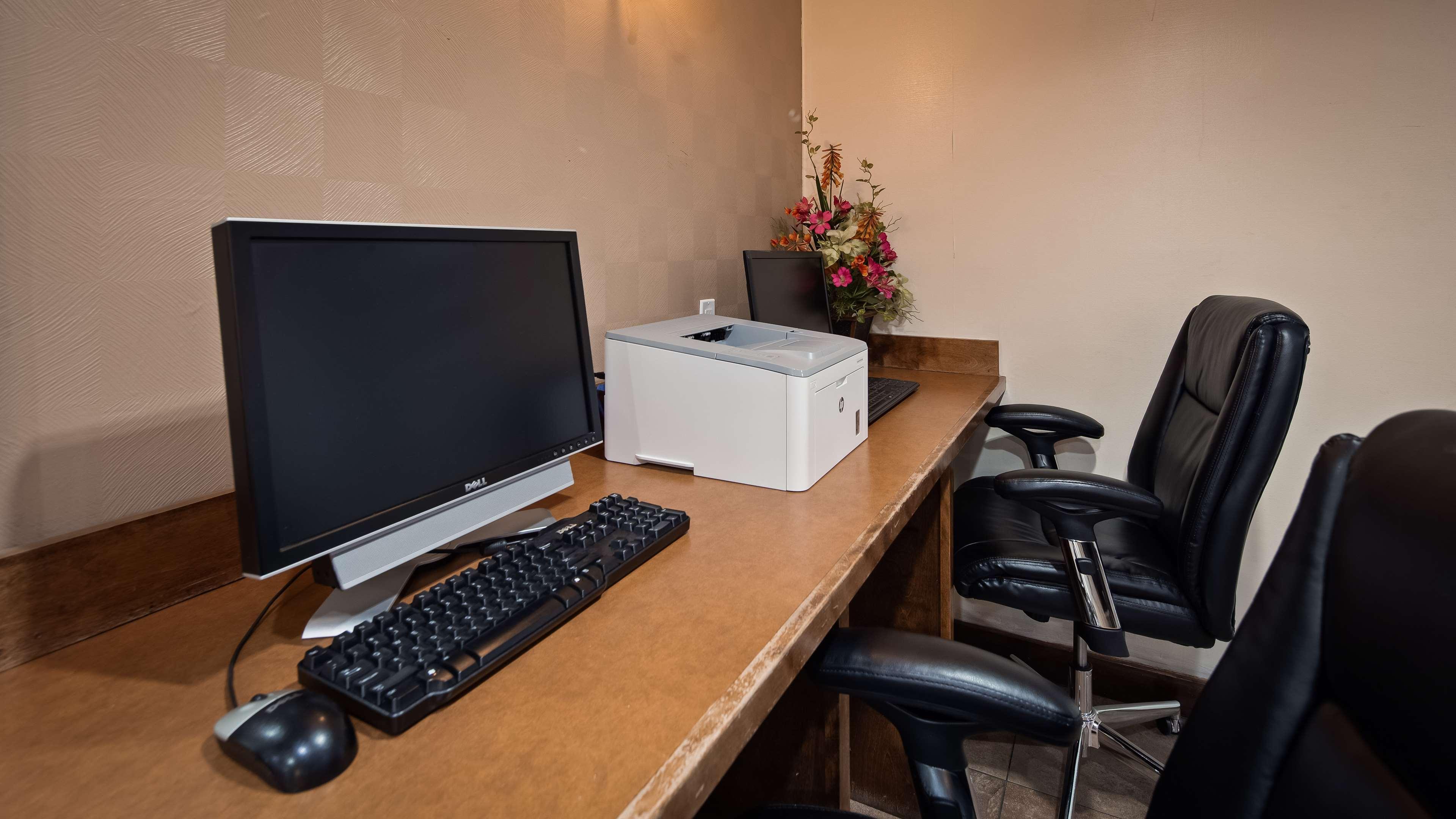 Surestay Plus Hotel By Best Western Albuquerque I-40 Eubank Bagian luar foto