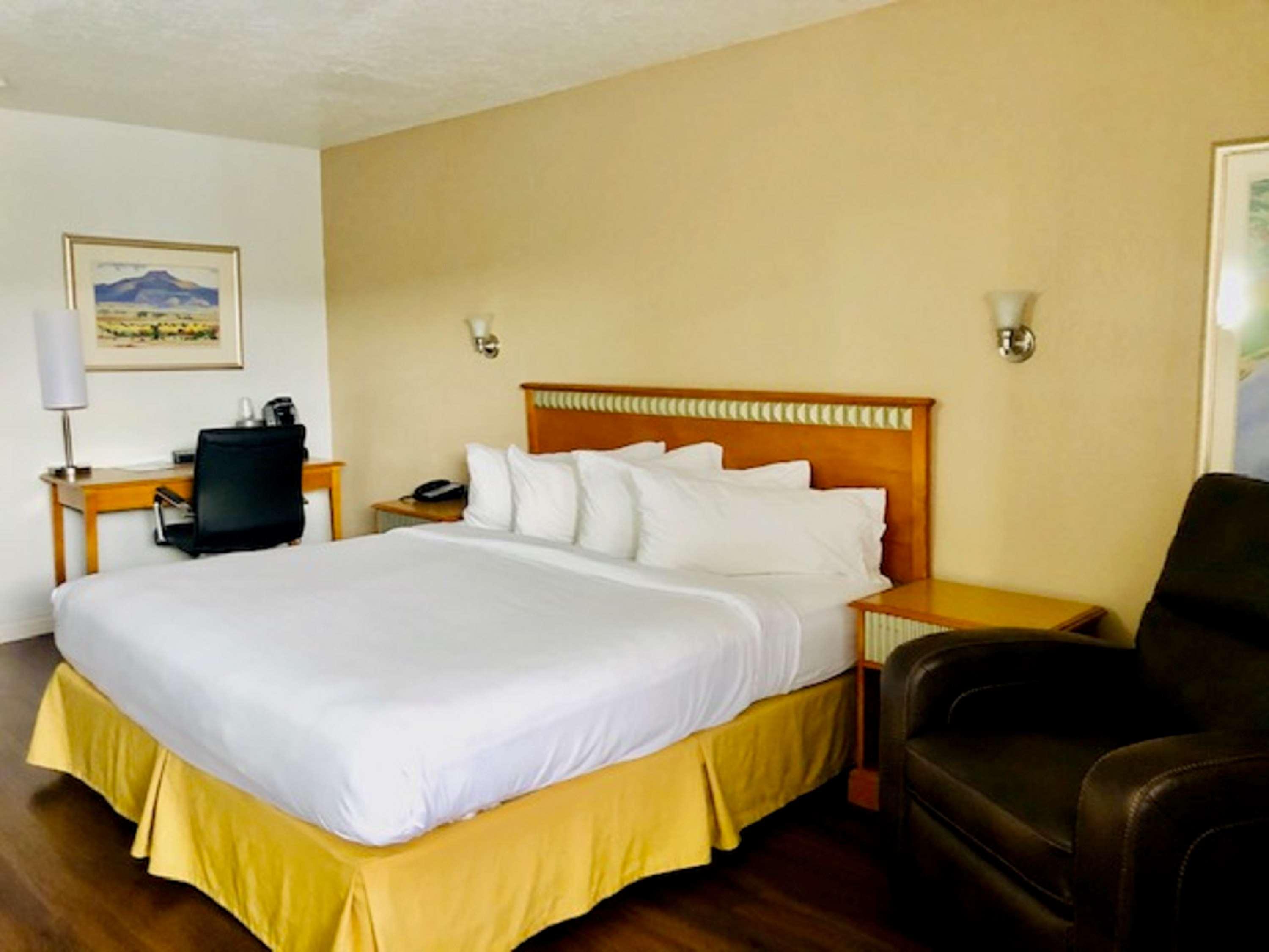 Surestay Plus Hotel By Best Western Albuquerque I-40 Eubank Bagian luar foto
